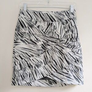 Anthropologie Leifsdottir Skirt Size 4 White Black Brushstroke Print Mini Womens
